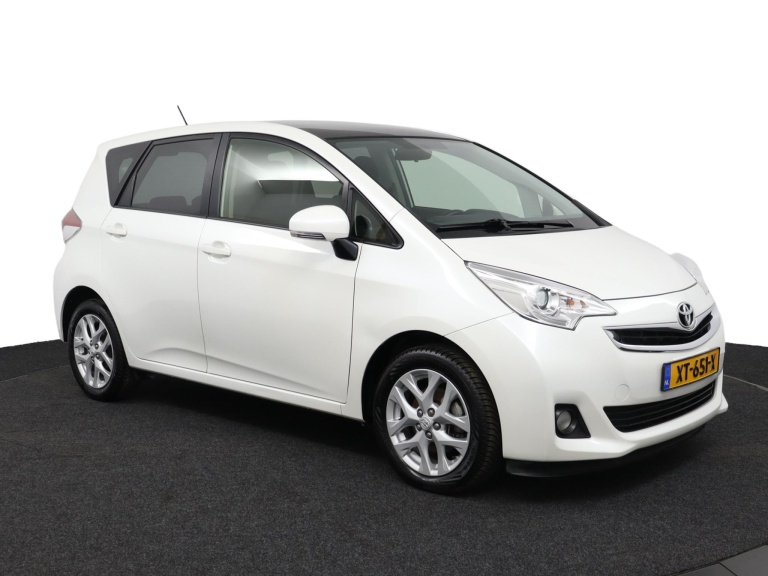 Toyota Verso-S - 1.3 VVT-i Dynamic 14
