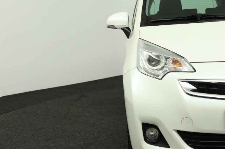 Toyota Verso-S - 1.3 VVT-i Dynamic 35