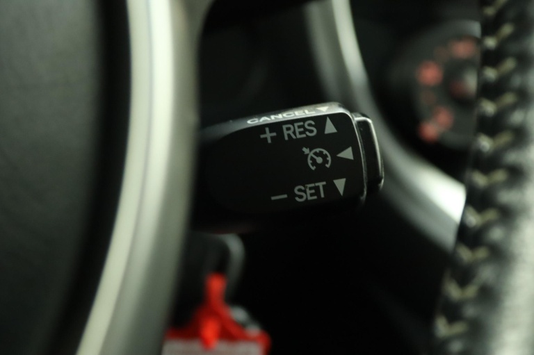 Toyota Verso-S - 1.3 VVT-i Dynamic 43