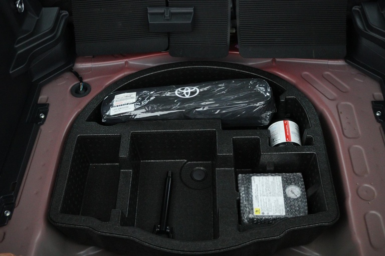 Toyota Yaris Cross - 1.5 Hybrid Adventure 34