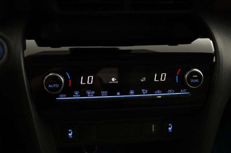 Toyota Yaris Cross - 1.5 Hybrid Adventure 7