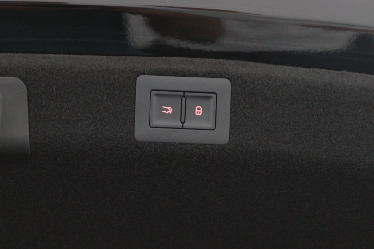 BYD SEAL - Design RWD 82.5 kWh 37