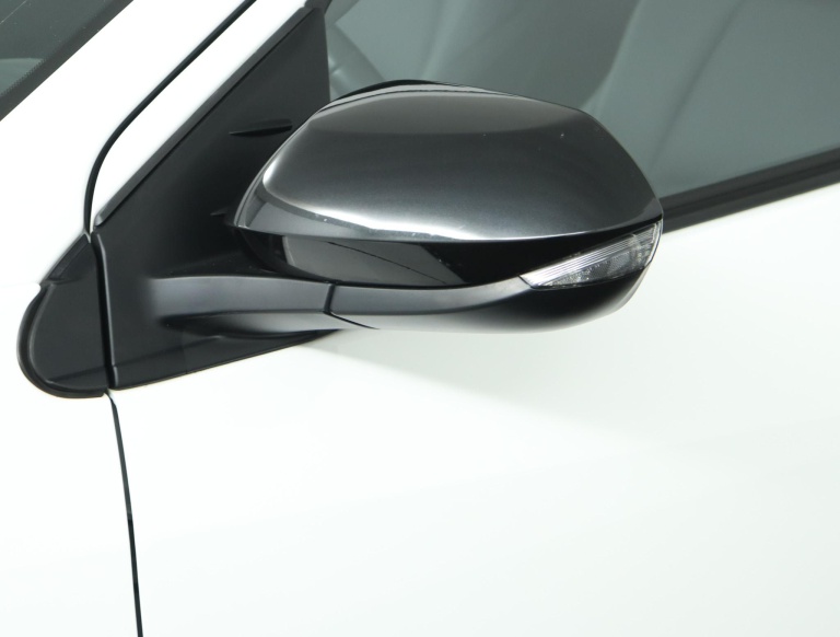 Toyota Yaris - 1.5 Hybrid Executive 37