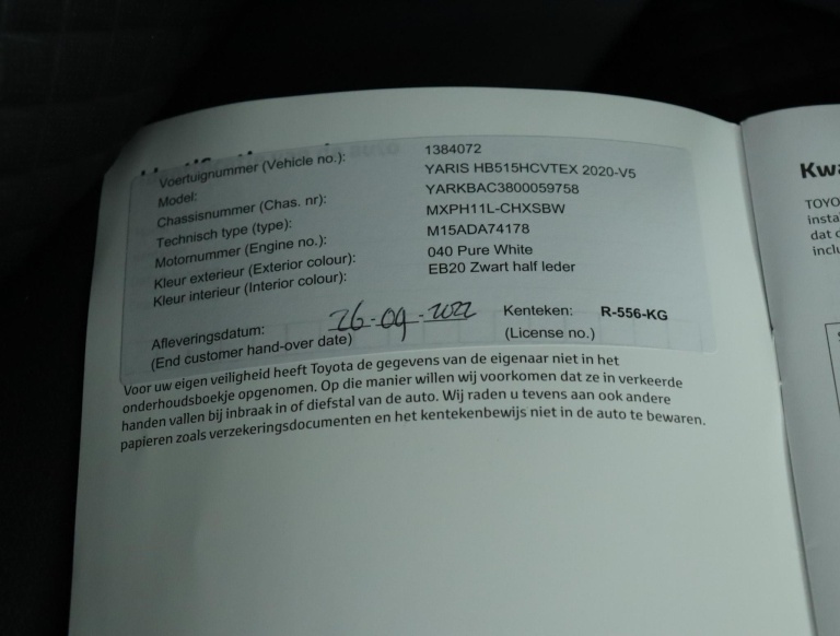 Toyota Yaris - 1.5 Hybrid Executive 44