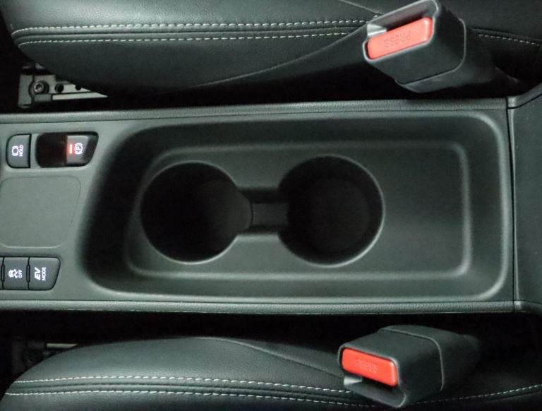 Toyota Yaris - 1.5 Hybrid Executive 66