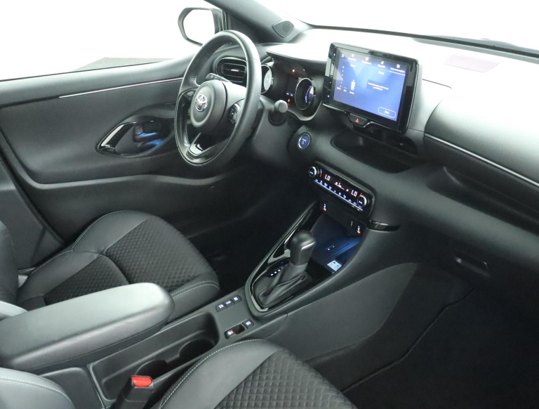 Toyota Yaris - 1.5 Hybrid Executive 71
