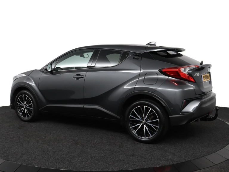 Toyota C-HR - 1.2 Executive 11