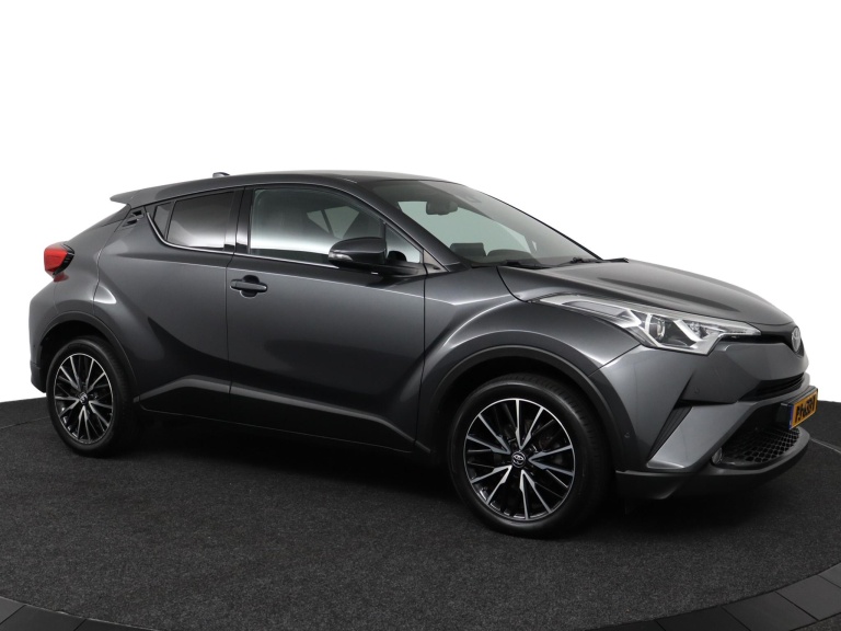 Toyota C-HR - 1.2 Executive 13