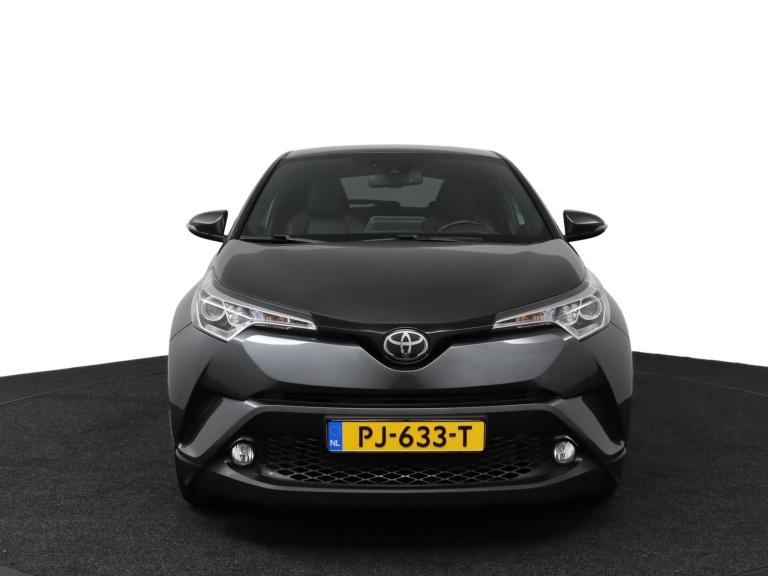 Toyota C-HR - 1.2 Executive 14