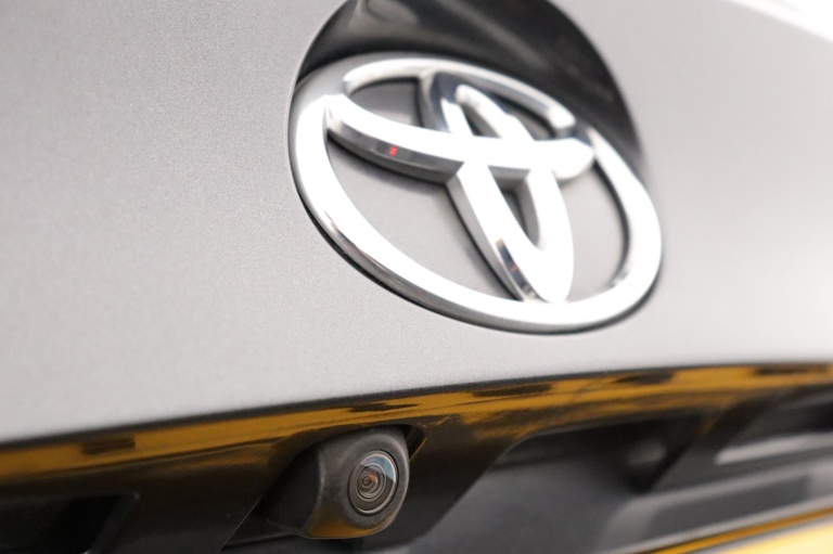 Toyota C-HR - 1.2 Executive 38