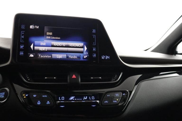 Toyota C-HR - 1.2 Executive 7