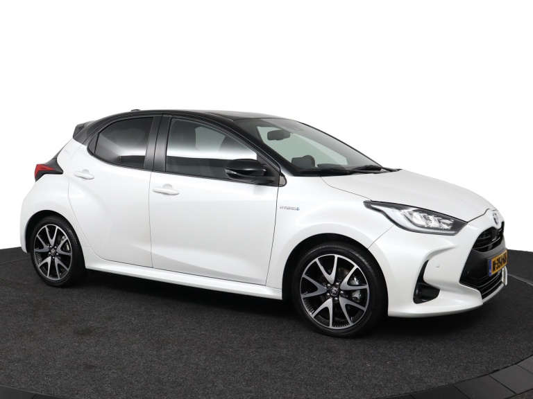 Toyota Yaris - 1.5 Hybrid Executive 14