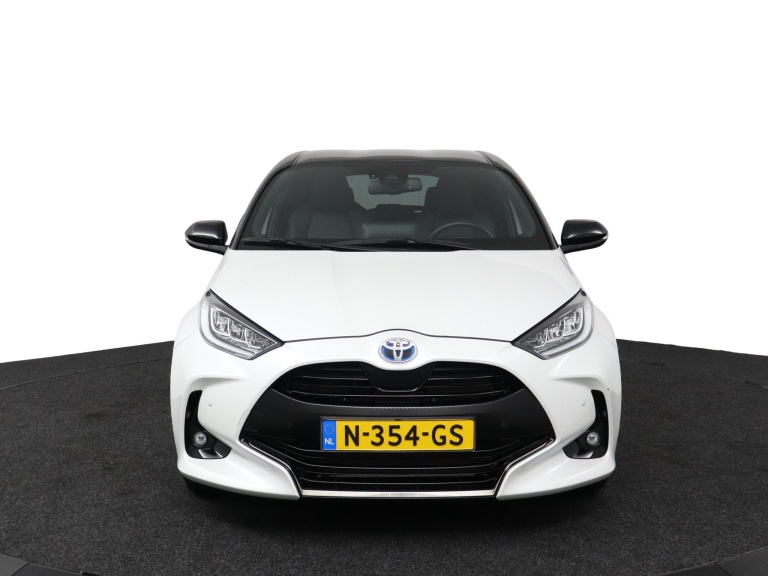 Toyota Yaris - 1.5 Hybrid Executive 16