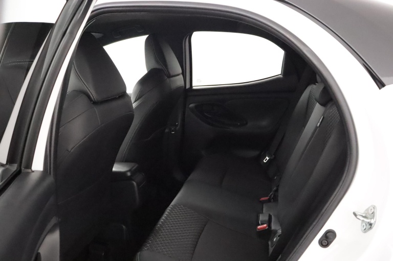 Toyota Yaris - 1.5 Hybrid Executive 18