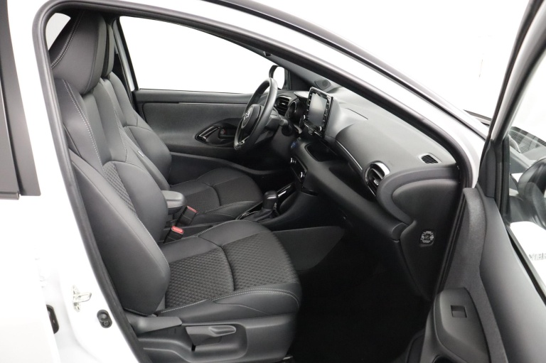 Toyota Yaris - 1.5 Hybrid Executive 21