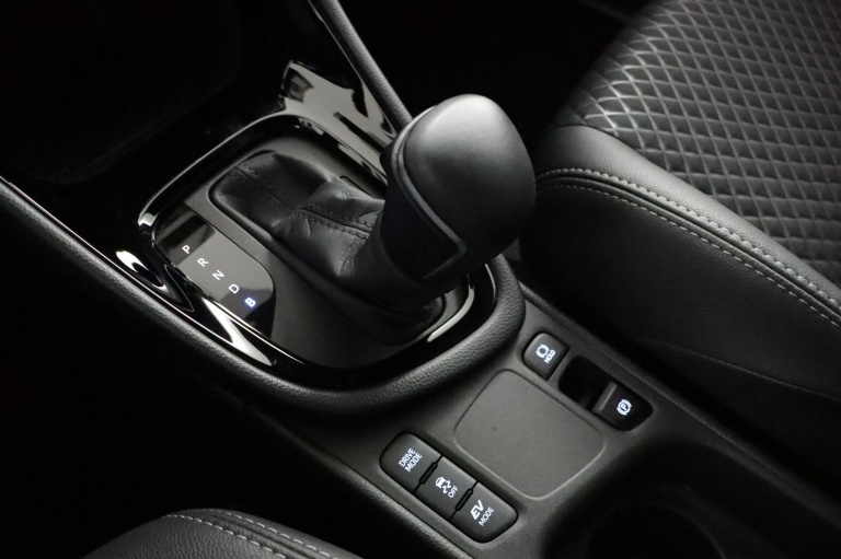 Toyota Yaris - 1.5 Hybrid Executive 26