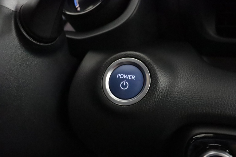 Toyota Yaris - 1.5 Hybrid Executive 38