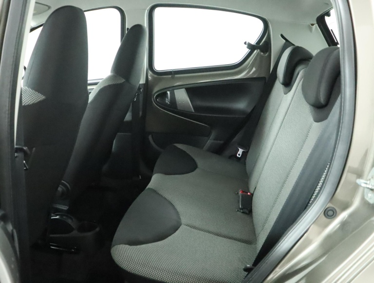 Toyota Aygo - 1.0 VVT-i Aspiration 16