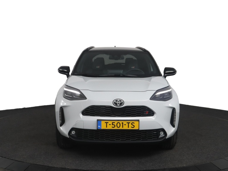 Toyota Yaris Cross - 1.5 Hybrid GR Sport 16