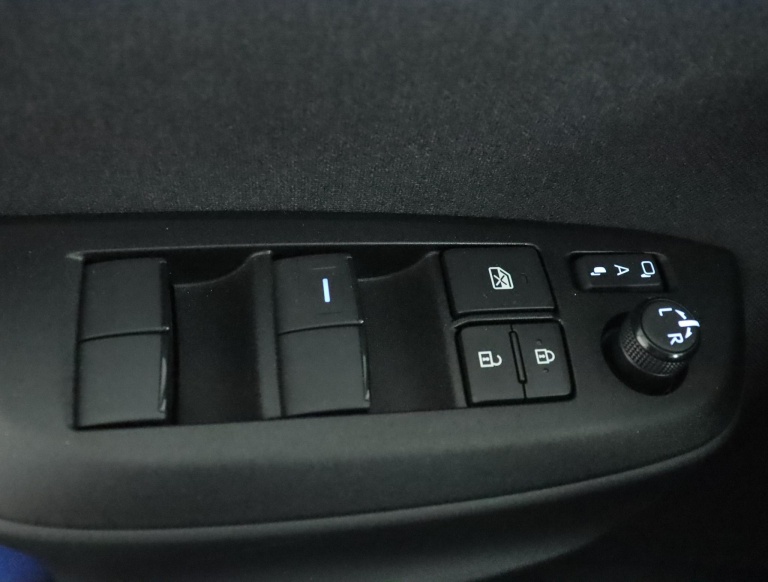Toyota Yaris Cross - 1.5 Hybrid GR Sport 29