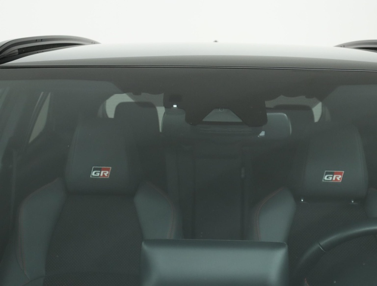 Toyota Yaris Cross - 1.5 Hybrid GR Sport 45