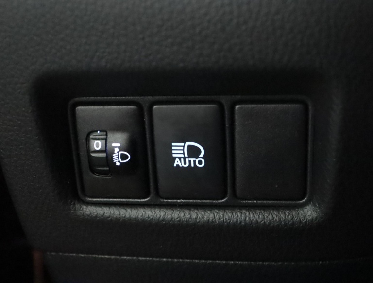 Toyota C-HR - 1.8 Hybrid Dynamic 30