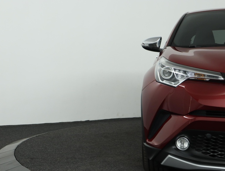 Toyota C-HR - 1.8 Hybrid Dynamic 36