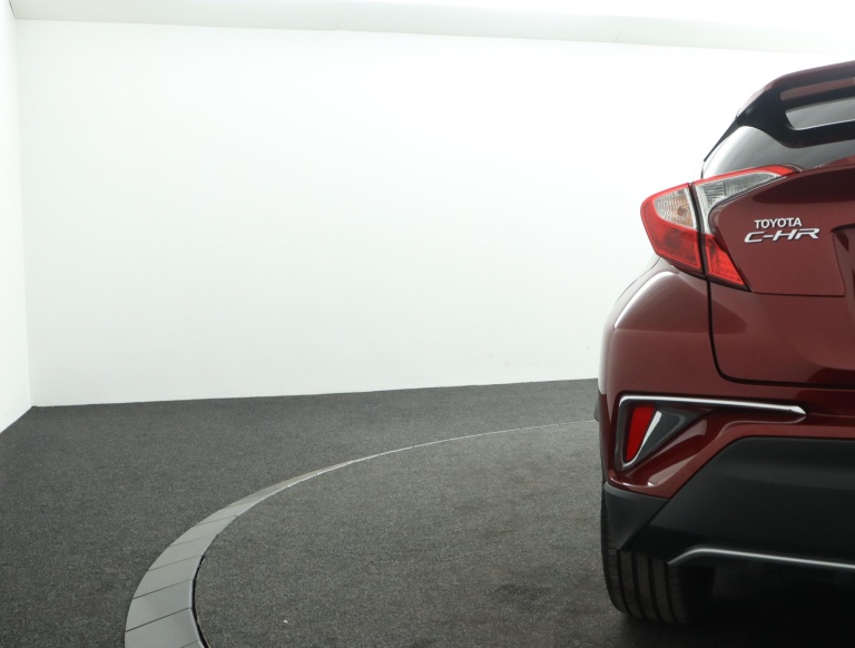 Toyota C-HR - 1.8 Hybrid Dynamic 42