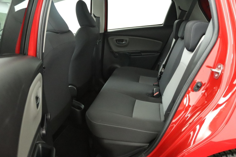Toyota Yaris - 1.5 Hybrid Dynamic 18
