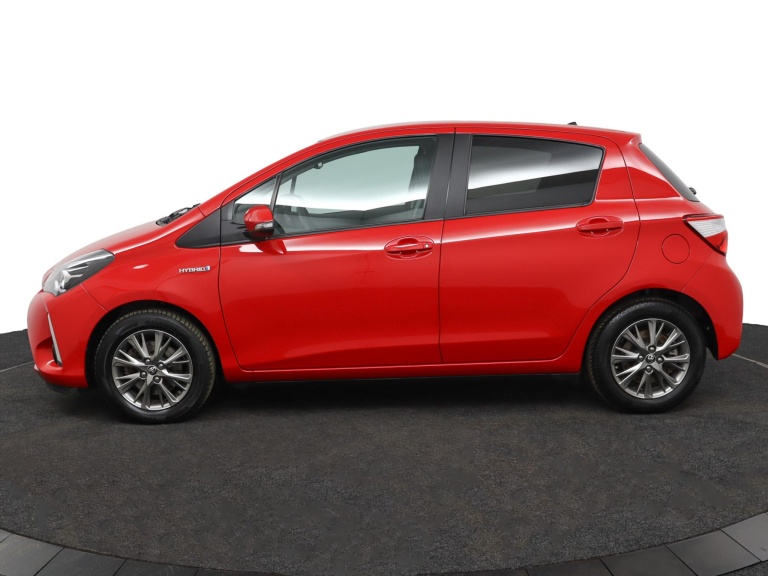 Toyota Yaris - 1.5 Hybrid Dynamic 3