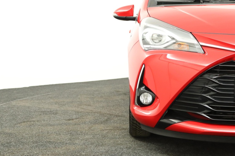 Toyota Yaris - 1.5 Hybrid Dynamic 36