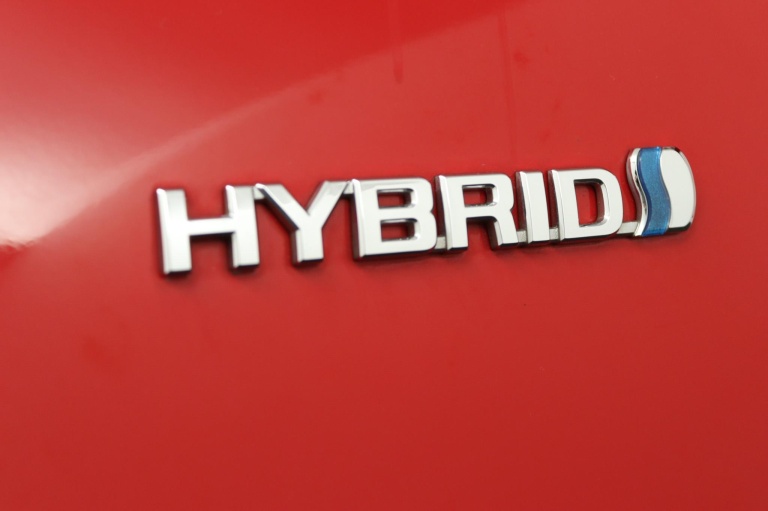 Toyota Yaris - 1.5 Hybrid Dynamic 38