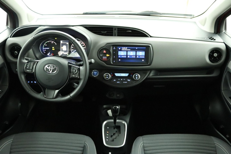 Toyota Yaris - 1.5 Hybrid Dynamic 4