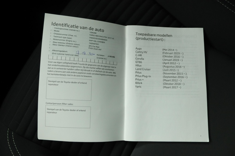 Toyota Yaris - 1.5 Hybrid Dynamic 44