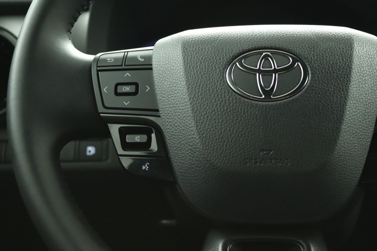 Toyota C-HR - 1.8 Hybrid 140 Dynamic 18