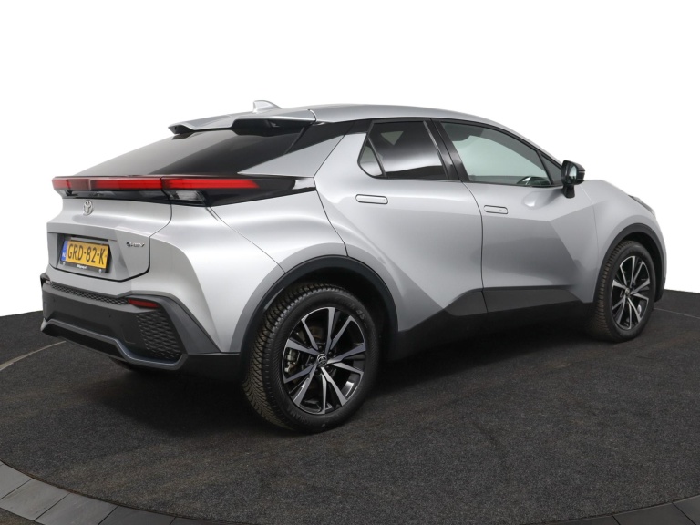 Toyota C-HR - 1.8 Hybrid 140 Dynamic 2