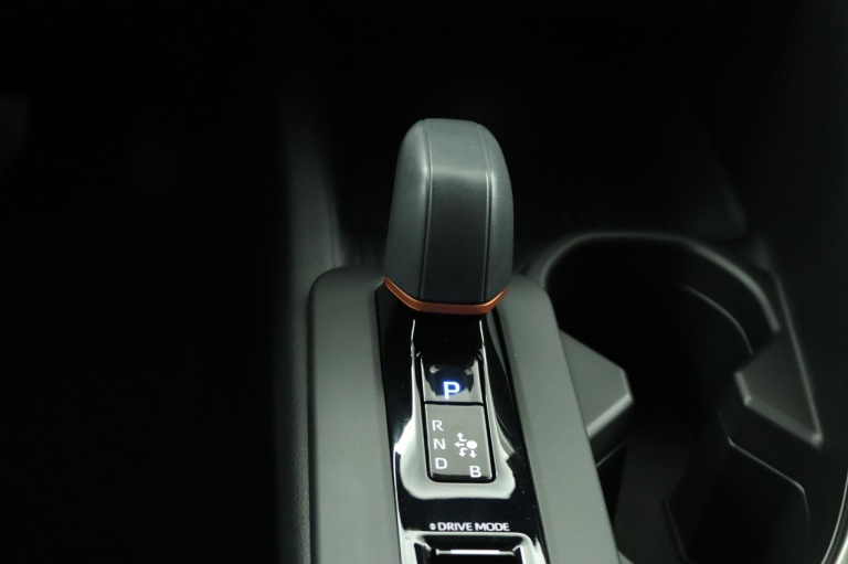 Toyota C-HR - 1.8 Hybrid 140 Dynamic 26
