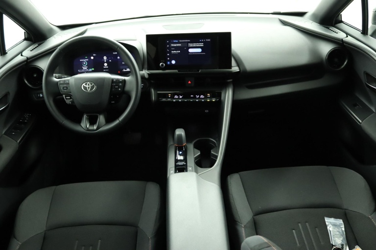 Toyota C-HR - 1.8 Hybrid 140 Dynamic 4