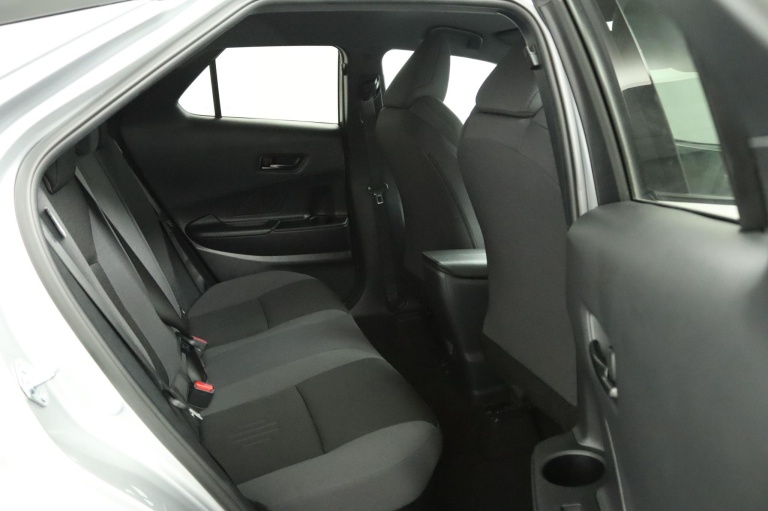Toyota C-HR - 1.8 Hybrid 140 Dynamic 44
