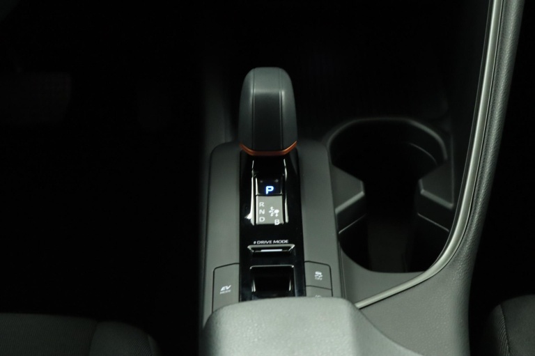 Toyota C-HR - 1.8 Hybrid 140 Dynamic 60
