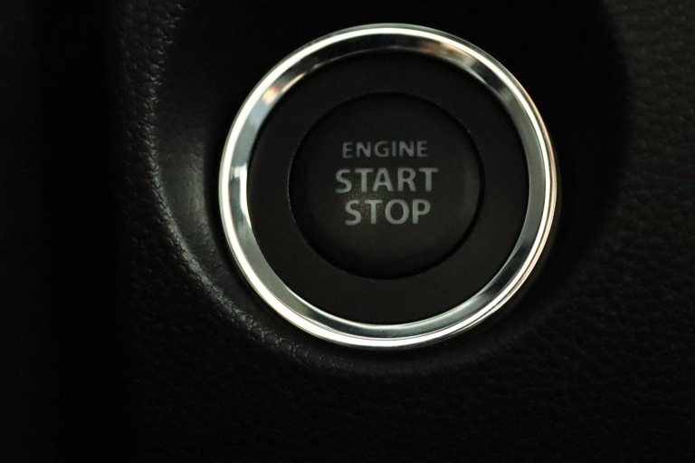 Suzuki Ignis - 1.2 Smart Hybrid Style 44