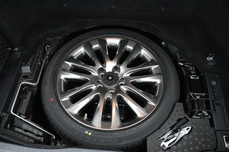 Lexus LS - LS 600h President Line 30