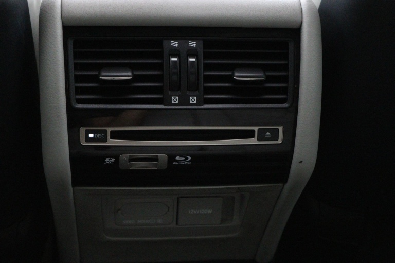 Lexus LS - LS 600h President Line 39