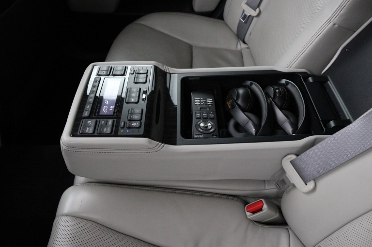 Lexus LS - LS 600h President Line 47