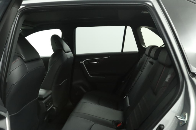 Toyota RAV4 - 2.5 Plug-in Hybrid AWD Business Plus 18