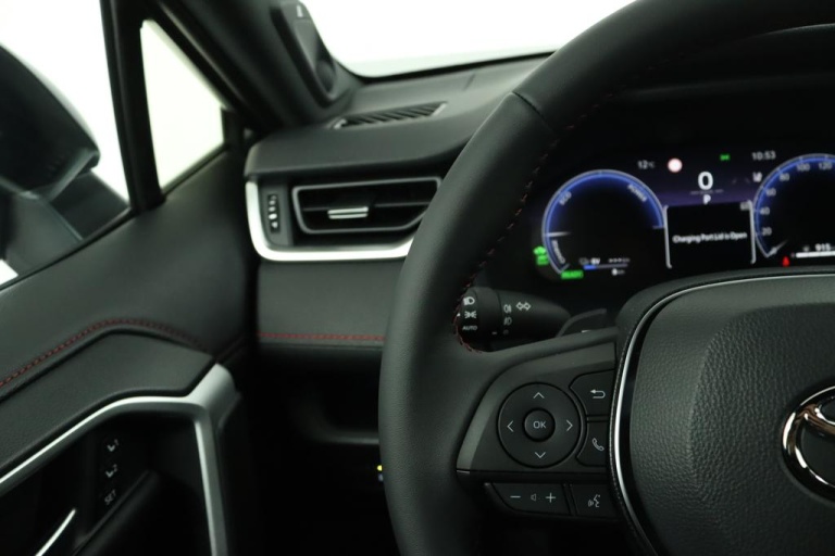 Toyota RAV4 - 2.5 Plug-in Hybrid AWD Business Plus 19