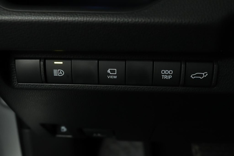 Toyota RAV4 - 2.5 Plug-in Hybrid AWD Business Plus 28
