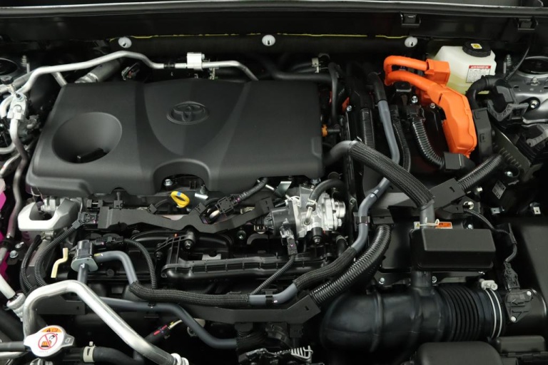 Toyota RAV4 - 2.5 Plug-in Hybrid AWD Business Plus 33
