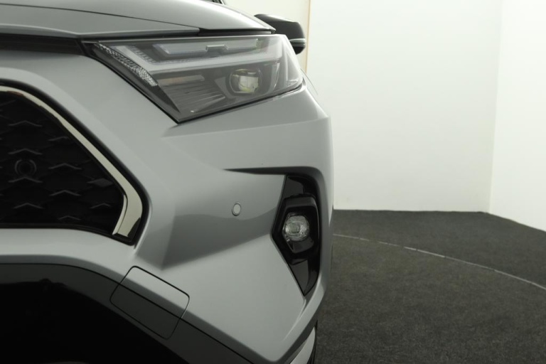 Toyota RAV4 - 2.5 Plug-in Hybrid AWD Business Plus 43