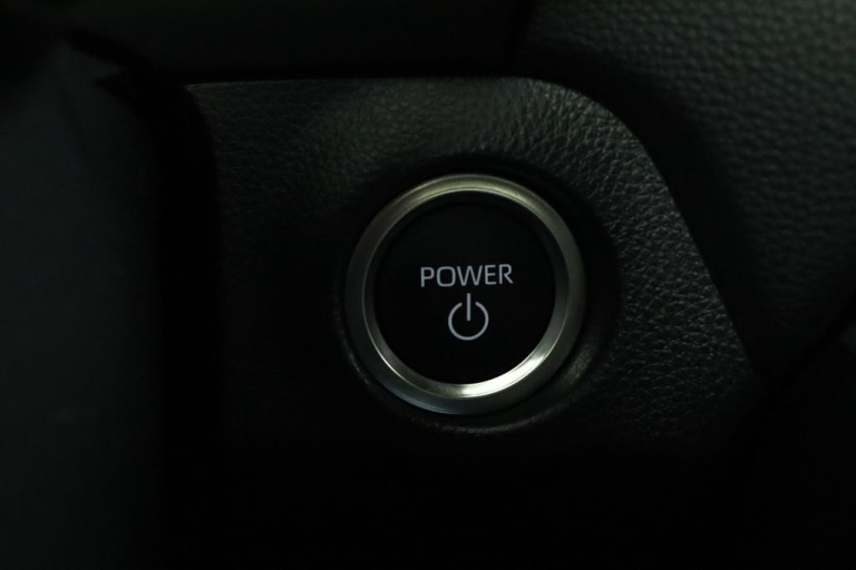 Toyota RAV4 - 2.5 Plug-in Hybrid AWD Business Plus 46